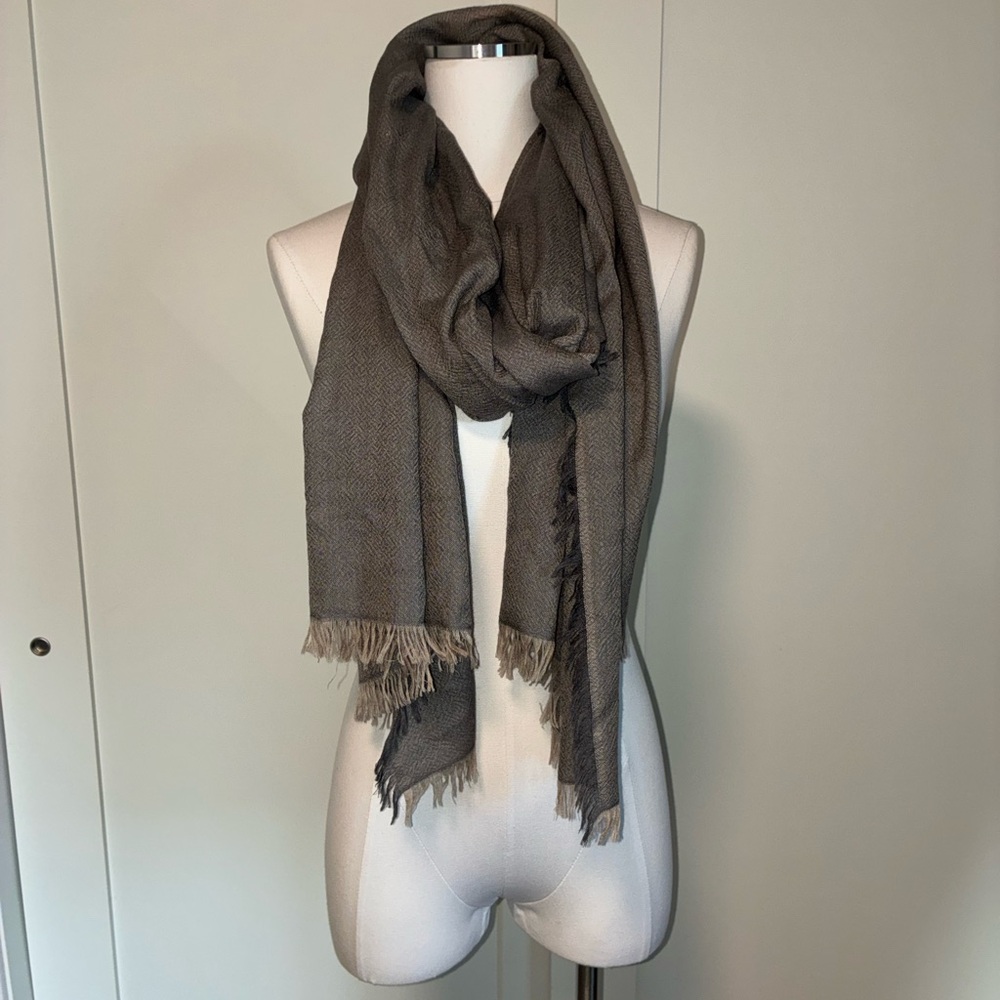 Elegant Brown Scarf